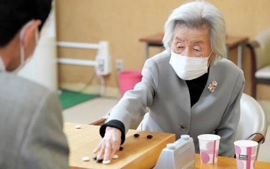 业棋手, 杉内寿子, 而结束了最