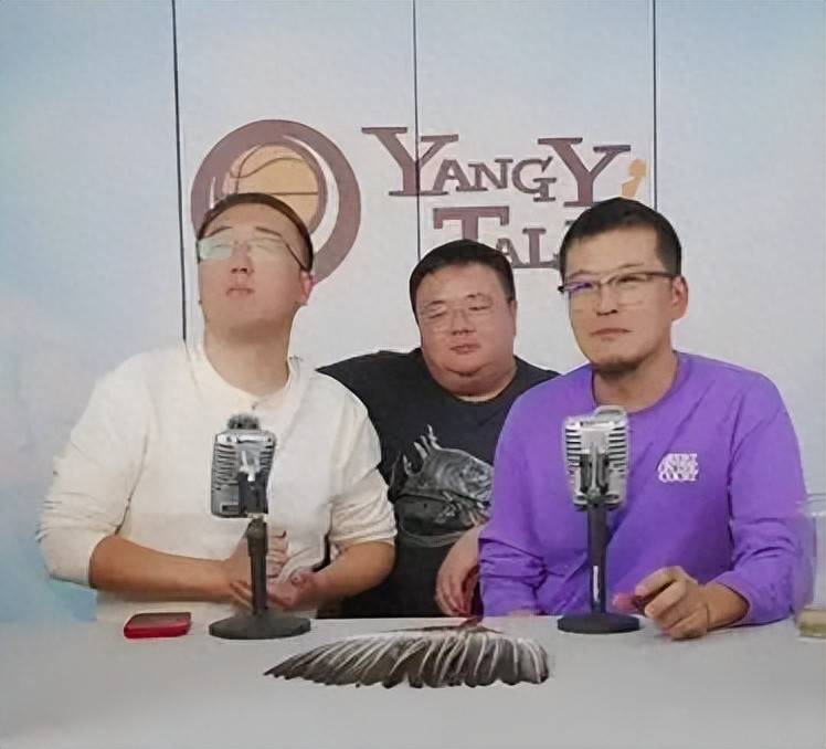 从社区认同, 总经理, 因此他才是